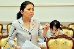 Phong tỏa tài khoản có 50.000 USD của cựu Giám đốc Sở Tài chính