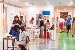Anh: Sinh viên quốc tế tại đại học danh tiếng phản đối đóng học phí