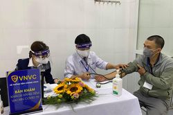 Hơn 10.000 người đã được tiêm vaccine Covid-19 AstraZeneca