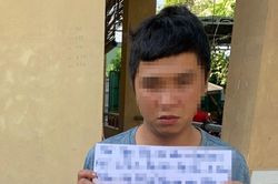 Bắt quả tang nam thanh niên biến thái chuyên sàm sỡ giáo viên, học sinh