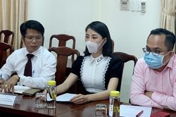 Thơ Nguyễn xin dừng buổi làm việc giữa chừng vì sức khỏe không tốt