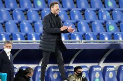 Cuộc đua vô địch La Liga: Những người Madrid lúng túng