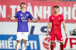 Hà Nội FC 'giải hạn để trở lại đường đua