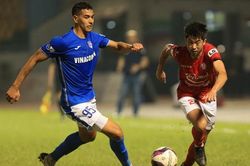 Lee Nguyễn chưa thay được Công Phượng