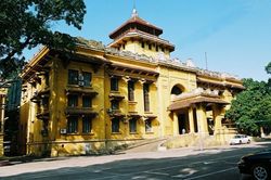 Toàn cảnh tuyển sinh vào các trường, khoa thành viên ĐH Quốc gia Hà Nội