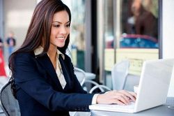 6 bí quyết để dân văn phòng 'trẻ mãi không già'