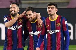 Barcelona 4-1 Huesca: Messi lập cú đúp, Barca phả hơi nóng vào gáy Atletico