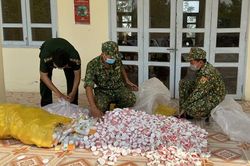 BĐBP An Giang thu giữ lô hàng mỹ phẩm nhập lậu