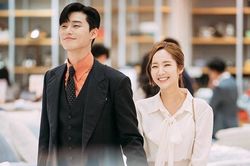 Cặp sao 'Thư ký Kim sao thế' giàu cỡ nào nếu về chung một nhà?