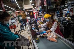 Eurozone chủ trương không siết chặt chi tiêu để bảo vệ đà phục hồi