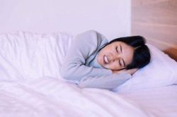 Nghiến răng khi ngủ có nguy hiểm không?