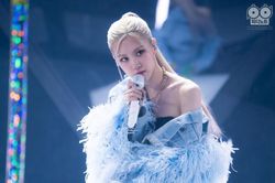 Album 'R' của Rosé (BLACKPINK) lập kỳ tích sánh vai cùng các đàn chị solo