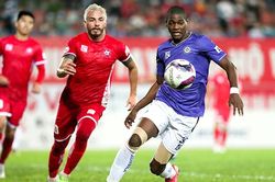 Vì sao 'sát thủ' Bruno lạc lõng ở Hà Nội FC?