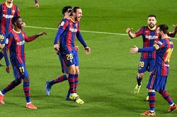 Barcelona: Tạo phép màu ở La Liga