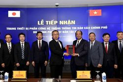 Việt Nam tiếp nhận trang thiết bị phần cứng Hệ thống thông tin báo cáo Chính phủ của Nhật Bản