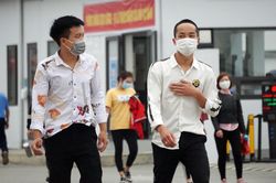 Phớt lờ lệnh cấm, công ty ở Chí Linh cho công nhân đi làm