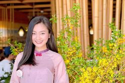 Nữ diễn viên 'Hoa hồng trên ngực trái' chia sẻ dòng trạng thái trong album ngăn kéo cảm xúc