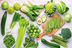 Phụ nữ 30 tuổi ăn gì để không bị lão hóa?