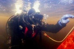 Truy tìm đồng loại quái vật hồ Loch Ness ở Bắc Cực