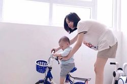 Cuộc sống bận rộn, mẹ trẻ lập 'thời gian biểu bên con' khiến ai cũng phải ngưỡng mộ