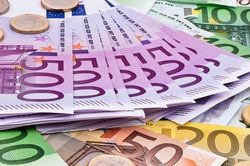 Lạm phát khu vực Eurozone lên cao kỷ lục 5,8%