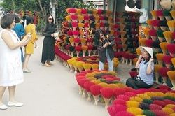 Rực rỡ sắc màu làng hương xứ Huế