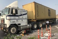 Container ôm cua cán chết người ở ngã tư An Sương