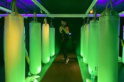 Phòng gym mở cửa lại, chủ nước ngoài vẫn chưa hết lo