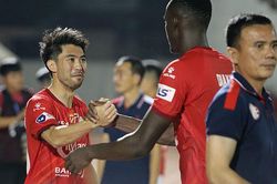 'Nóng' với Lee Nguyễn và ngôi sao World Cup