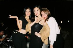 Đỗ Mỹ Linh để lộ 'nội y phát sáng' nhưng nhan sắc đỉnh cao cứu vớt tất cả