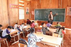 Mong lắm những lớp học không sợ nắng mưa