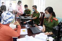 Tận tâm, trách nhiệm, hết lòng phục vụ nhân dân