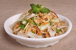 2 cách làm nộm tai heo ngon giòn sần sật, cả nhà thích mê