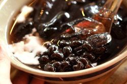 Cách nấu chè đậu đen nhanh nhừ, giữ nguyên chất bổ, thanh mát mùa hè