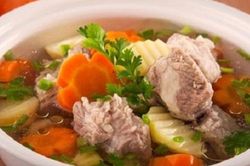Những sai lầm khi hầm xương khiến nước dùng đục ngầu, kém ngon, thậm chí trở thành 'chất độc' cho gia đình