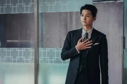 Song Joong Ki ở tuổi 37 trong 'Vincenzo': Không hề già đi so với thời đại học