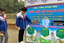 Trao tặng công trình 'Ngôi nhà kế hoạch nhỏ'