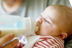 Cảnh báo bisphenol B trong hộp đựng thực phẩm có thể gây rối loạn nội tiết