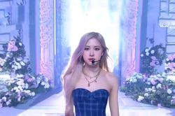 Thêm bằng chứng cho thấy màn solo của Rosé đúng là 'dân chơi hệ nhiều tiền'