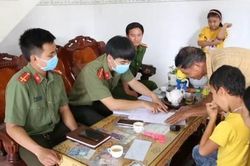 Huyện Bình Sơn từng chi 200 triệu đồng ngân sách mời ông Võ Hoàng Yên về chữa bệnh cho dân