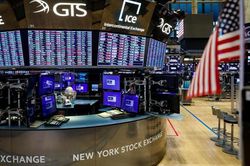 Nasdaq gượng tăng khi lợi suất trái phiếu ngừng leo thang
