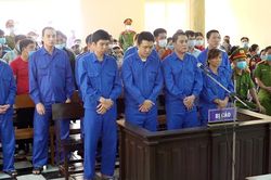 Tổ chức lắc tài xỉu, 36 bị cáo chia nhau 71 năm tù