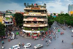 Di dân hơn 200.000 người, không xây nhà quá 4 tầng ở 4 quận nội thành Hà Nội
