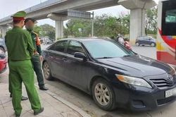 Chuyển hồ sơ vụ quân nhân đậu ôtô ở ngã tư, chống đối CSGT sang quân đội xử lý