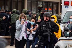 Bảy vụ xả súng lớn ở Mỹ chỉ trong một tuần