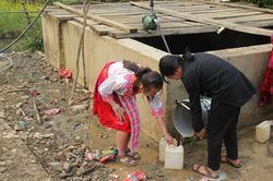 'Vượt cạn' trên cao nguyên đá