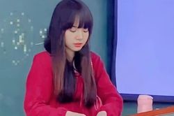 Cô giáo bất ngờ nổi tiếng khi sở hữu ngoại hình giống với nữ ca sĩ đình đám Kpop