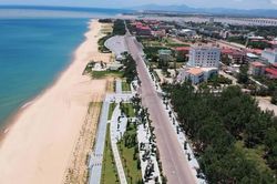 Nguyễn Phong Việt: Chỉ có biển ở lại…