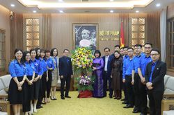 Thứ trưởng Đặng Hoàng Oanh chúc mừng Đoàn Thanh niên Bộ Tư pháp nhân ngày 26/3