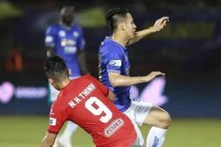 VFF ra án phạt với Ngô Hoàng Thịnh: Đình chỉ thi đấu hết năm, đền bù cho Hùng Dũng